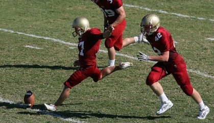 海星体育官网：还得排队摇号！苏超赞助费飙升至300万，仍一席难求